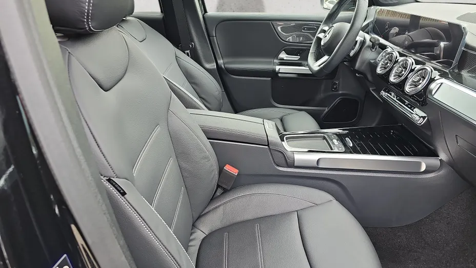 MERCEDES-BENZ GLB GLB 200 d 4-Matic AMG Line 8G-DCT Nowy