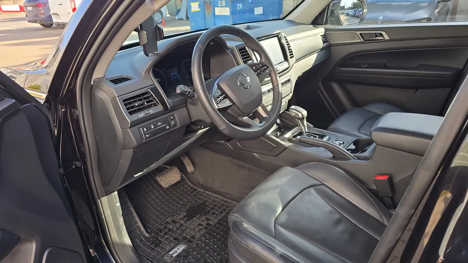 KGM / SSANGYONG Musso Musso Grand 2.2 Sapphire 4WD aut