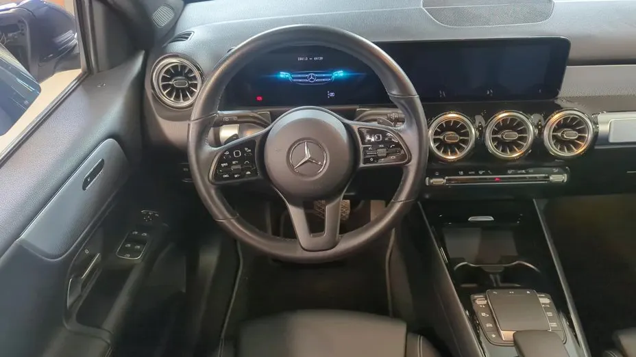 MERCEDES-BENZ GLB GLB 200 7G-DCT