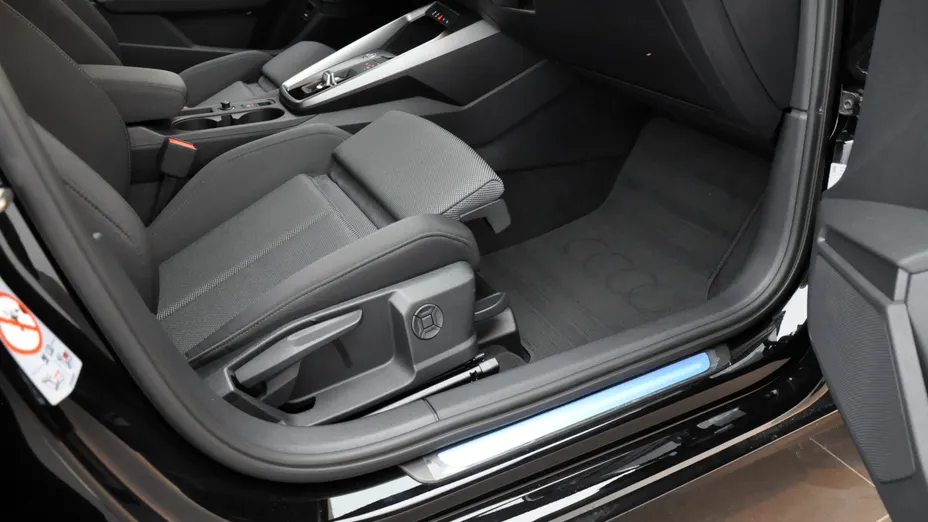 AUDI A3 A3 35 TFSI mHEV Advanced S tronic