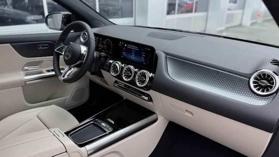 MERCEDES-BENZ GLA GLA 200 mHEV 7G-DCT Nowy