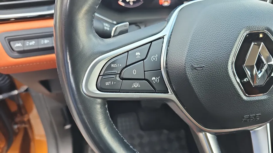 RENAULT Captur Captur 1.3 TCe mHEV Intens EDC
