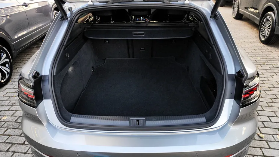 VOLKSWAGEN Arteon Arteon 2.0 TDI 4Motion R-Line DSG