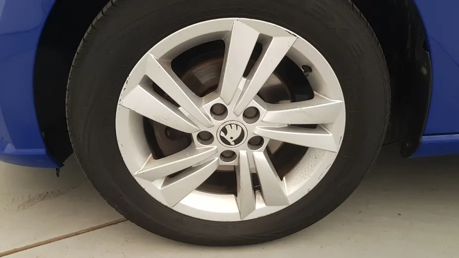 SKODA Fabia Fabia 1.0 TSI Ambition