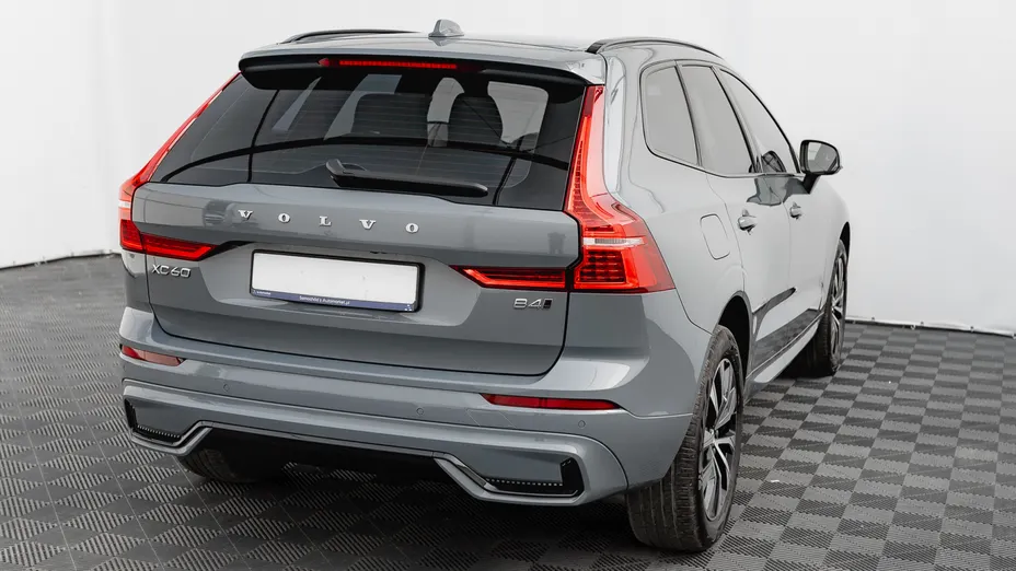 VOLVO XC60 XC60 B4 D AWD Plus Dark aut