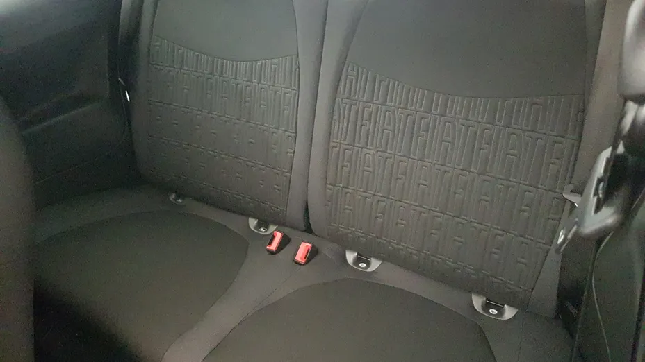 FIAT 500 500 1.0 Hybrid (RED)