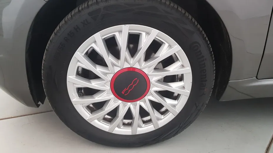 FIAT 500 500 1.0 Hybrid (RED)