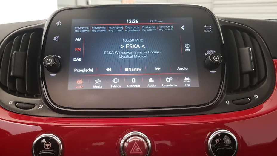 FIAT 500 500 1.0 Hybrid (RED)
