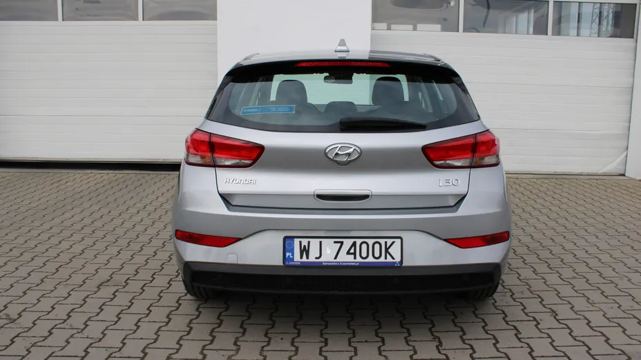 HYUNDAI i30 i30 1.5 DPI Classic +