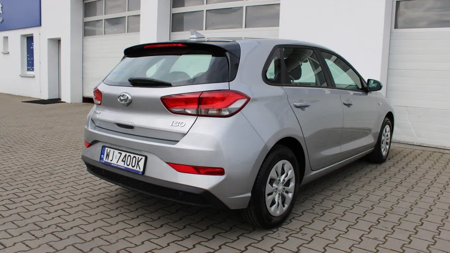 HYUNDAI i30 i30 1.5 DPI Classic +
