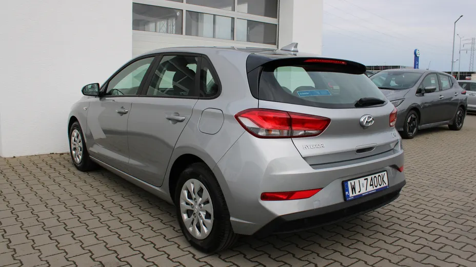 HYUNDAI i30 i30 1.5 DPI Classic +