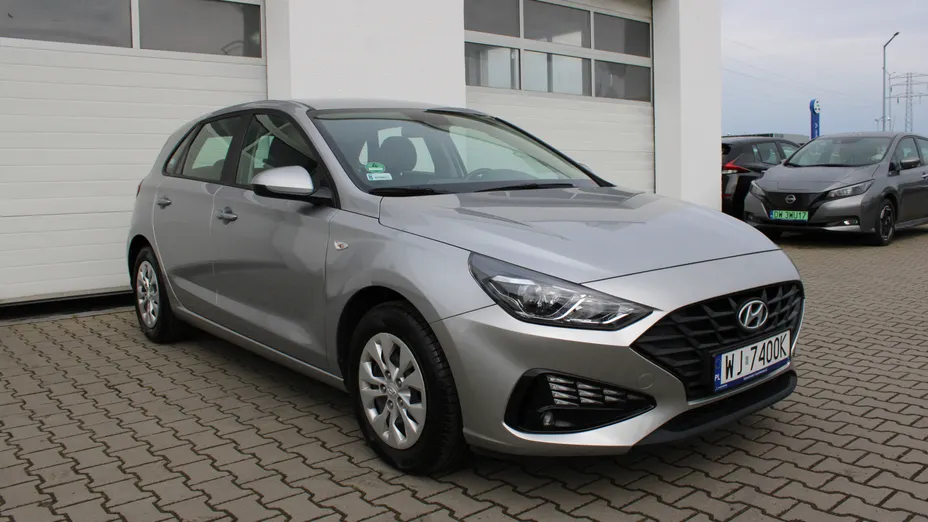 HYUNDAI i30 i30 1.5 DPI Classic +