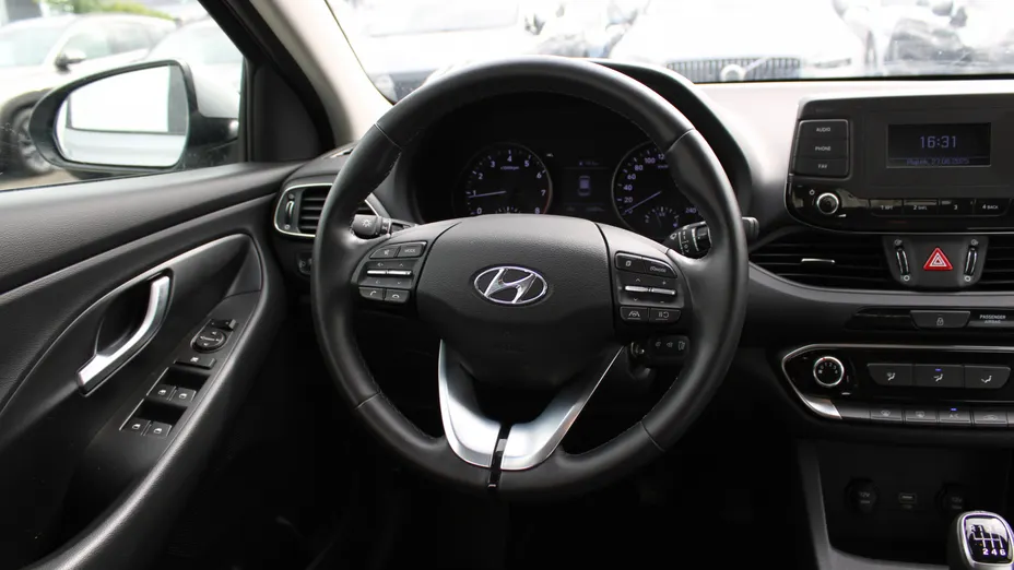 HYUNDAI i30 i30 1.5 DPI Classic +