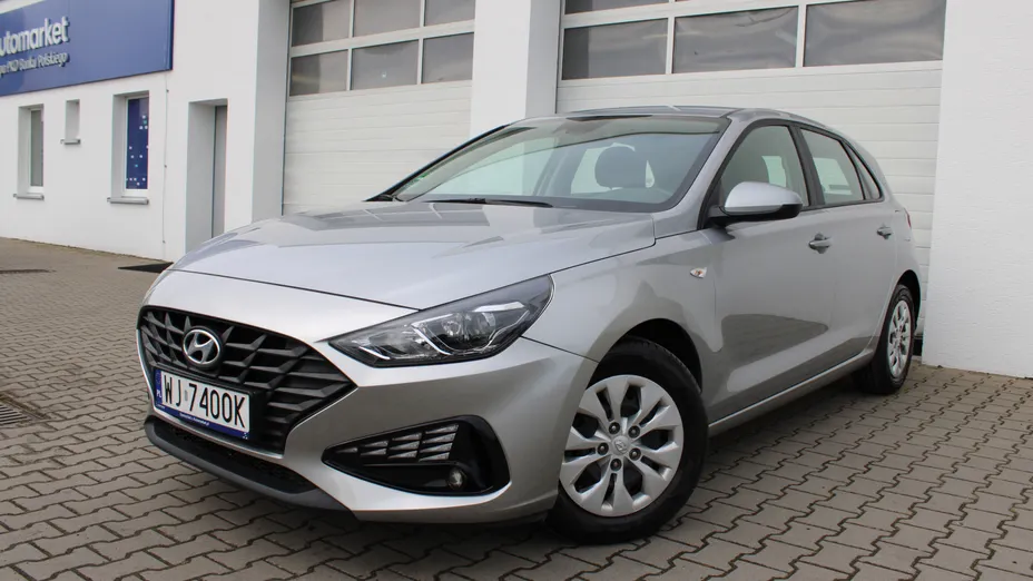 HYUNDAI i30 i30 1.5 DPI Classic +