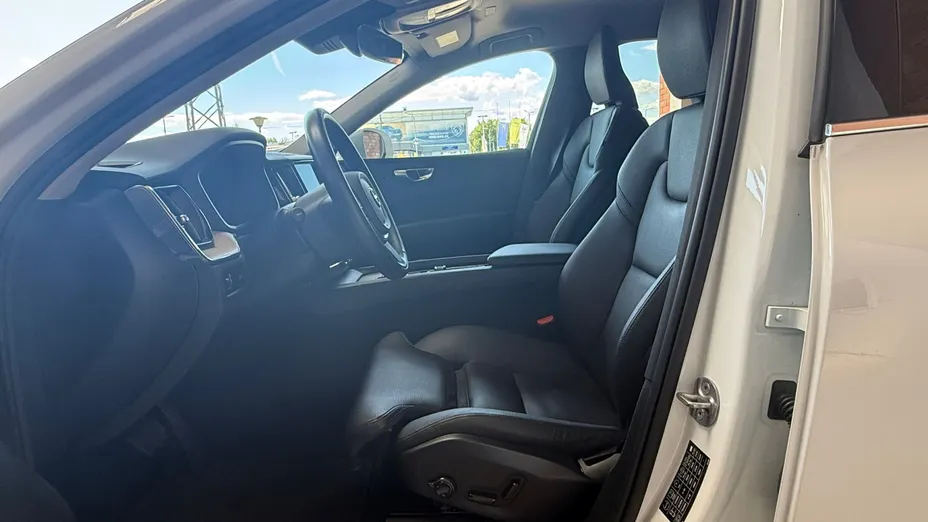 VOLVO XC60 XC60 B5 D AWD Inscription aut