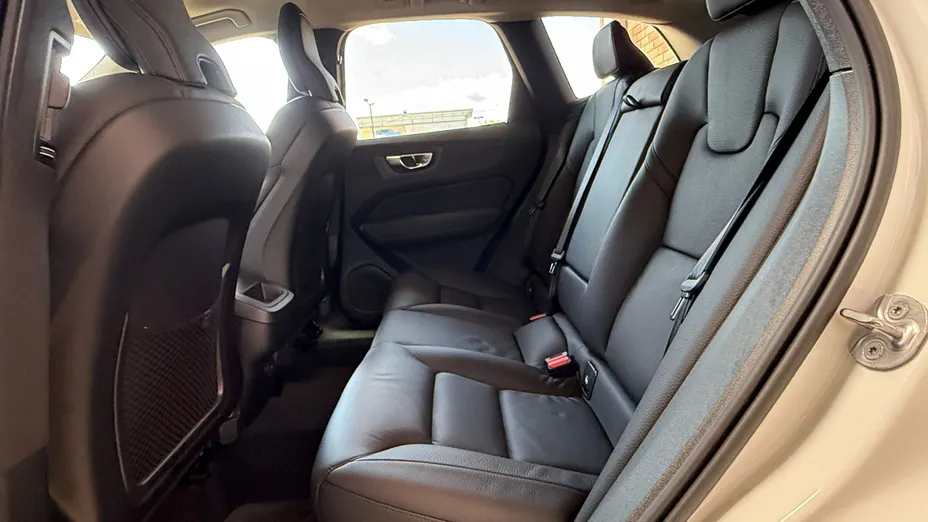 VOLVO XC60 XC60 B5 D AWD Inscription aut
