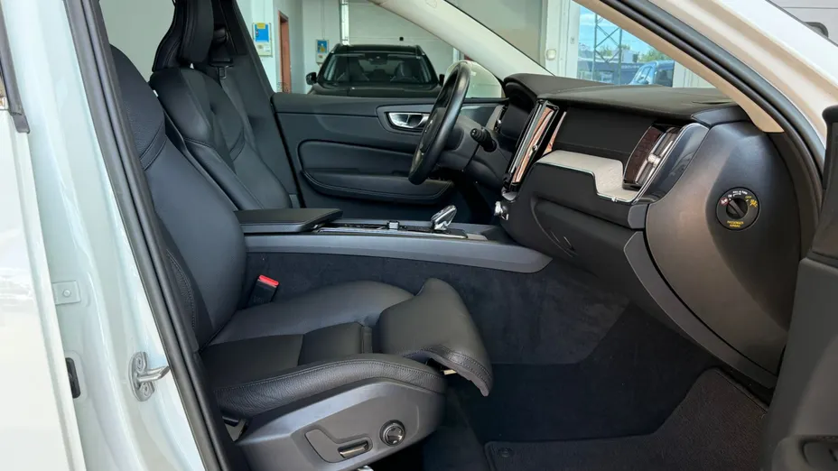 VOLVO XC60 XC60 B5 D AWD Inscription aut