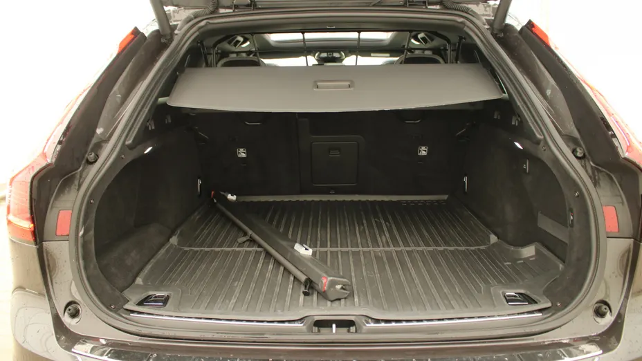 VOLVO V90 V90 CC B5 D AWD Pro aut