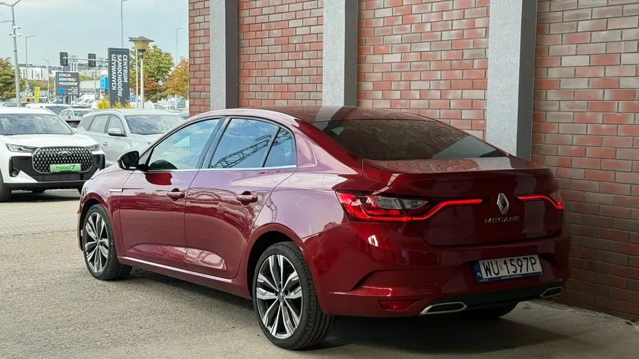 RENAULT Megane Megane 1.3 TCe Intens EDC