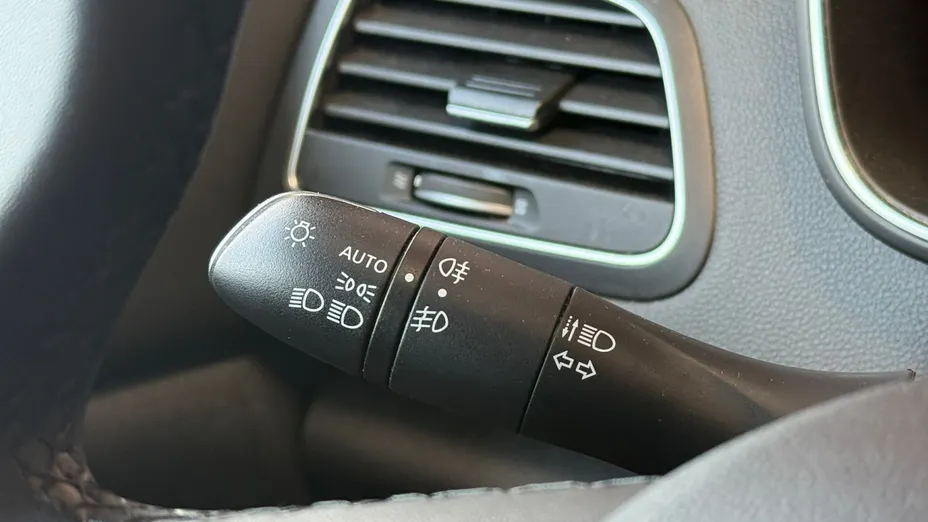 RENAULT Megane Megane 1.3 TCe Intens EDC