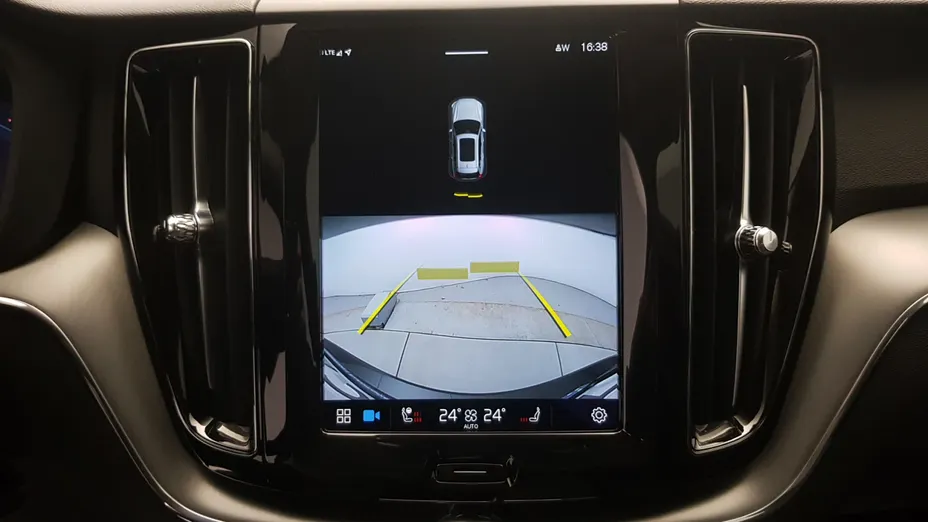 VOLVO XC60 XC60 B4 D AWD Core aut