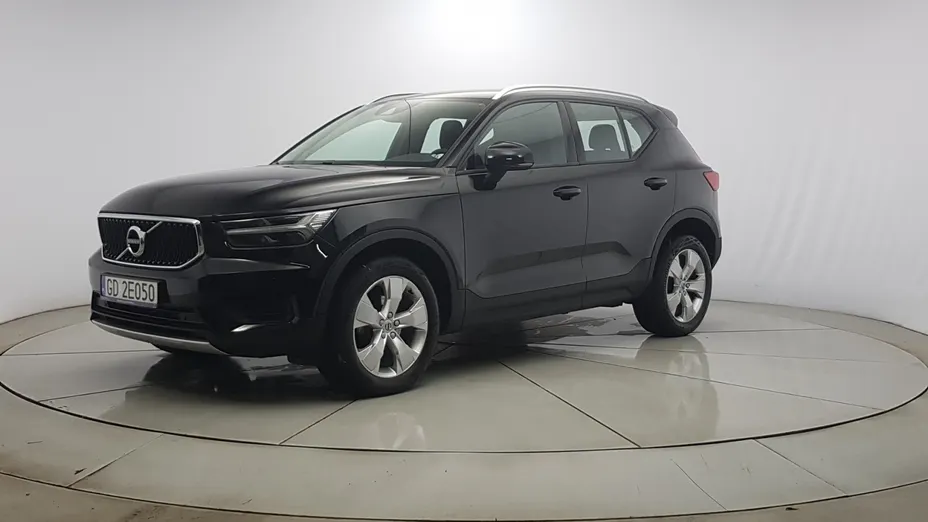 VOLVO XC40 XC40 T3 Momentum Pro aut