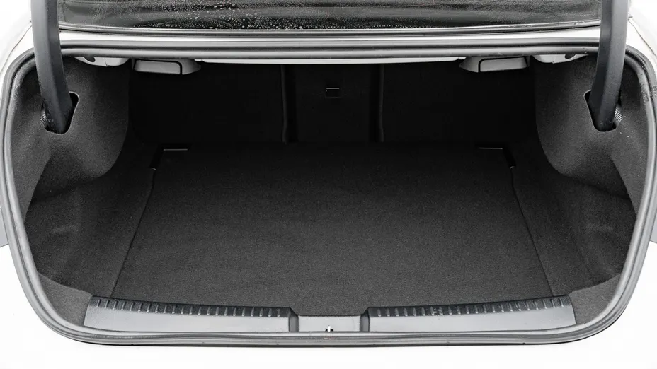 MERCEDES-BENZ CLA CLA 200 AMG Line 7G-DCT