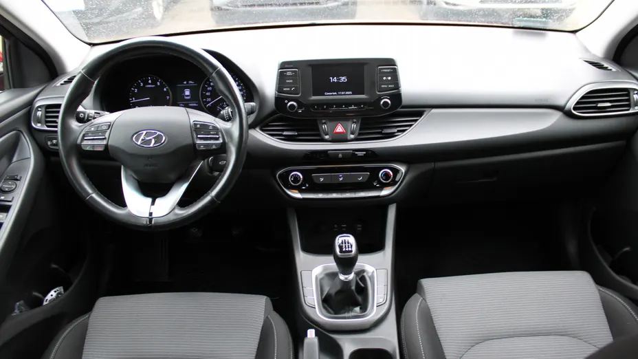HYUNDAI i30 i30 1.4 Classic +