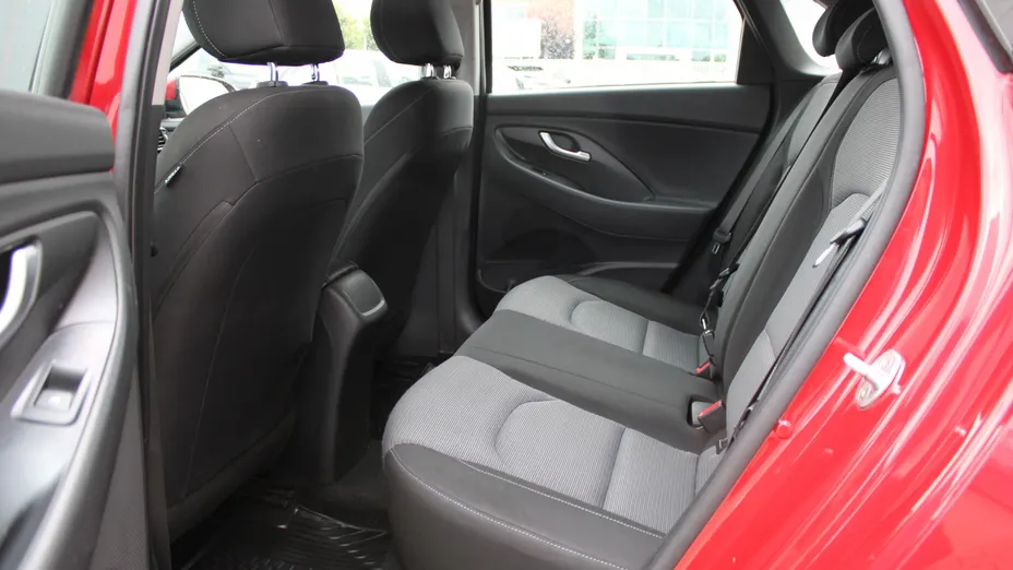 HYUNDAI i30 i30 1.4 Classic +