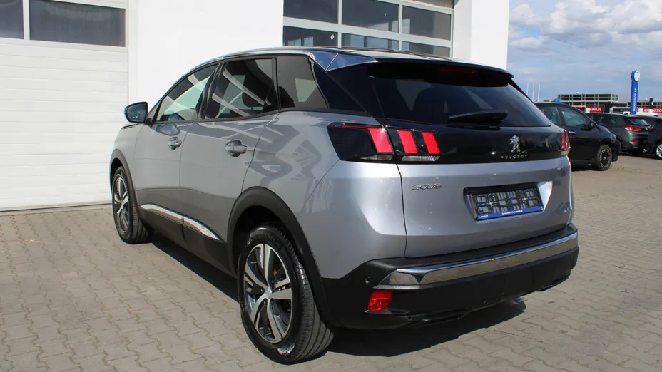 PEUGEOT 3008 3008 1.2 PureTech Allure Pack S&S EAT8
