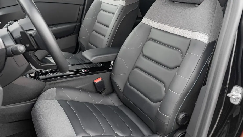 CITROEN C4 C4 1.2 PureTech Shine S&S EAT8