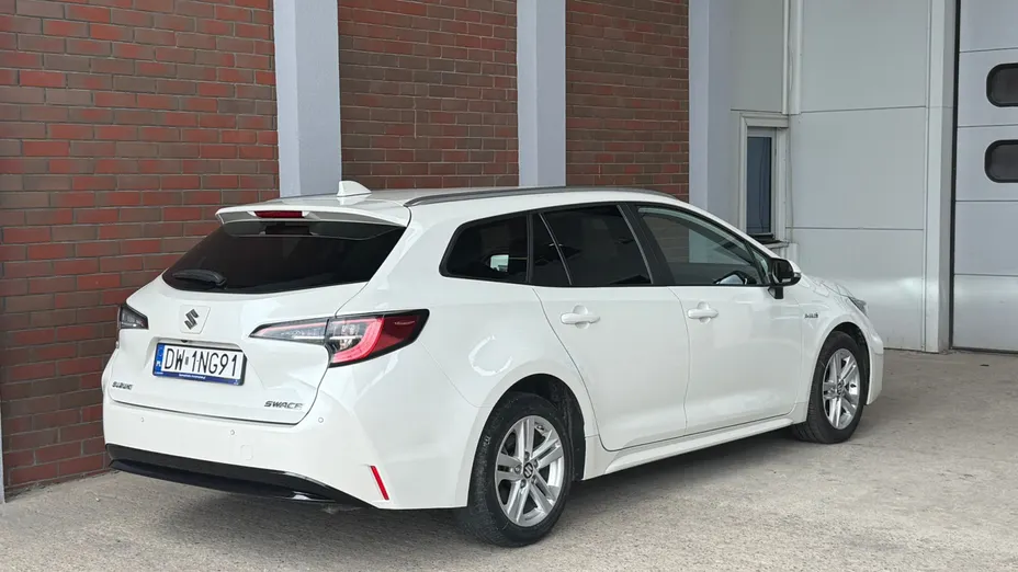 SUZUKI Swace Swace 1.8 Hybrid Premium Plus CVT