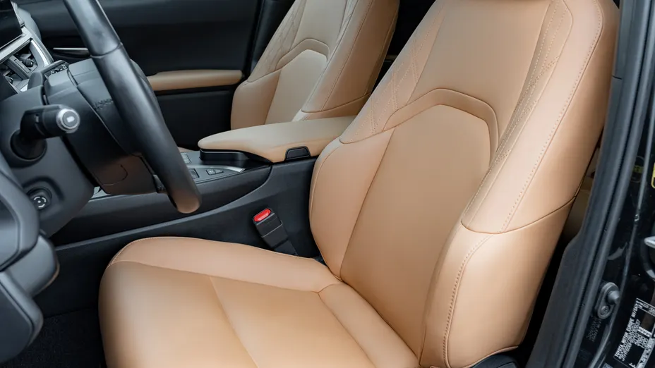 LEXUS UX UX 250h GPF F Sport Design+ 2WD