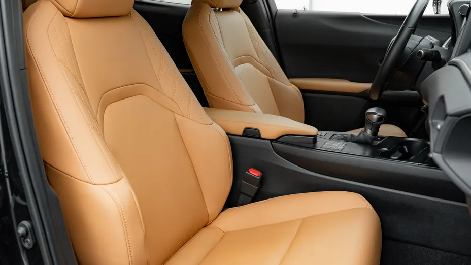 LEXUS UX UX 250h GPF F Sport Design+ 2WD