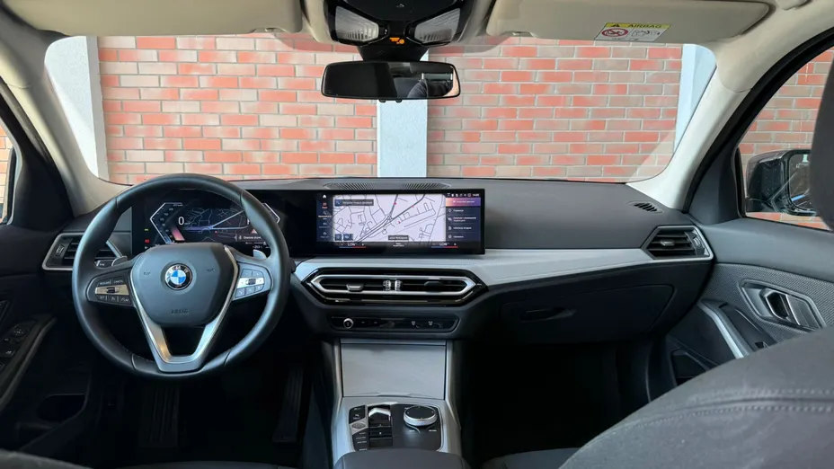 BMW Seria 3 318i aut