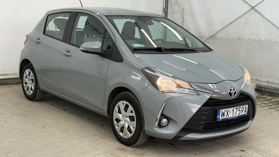 TOYOTA Yaris Yaris 1.5 Premium