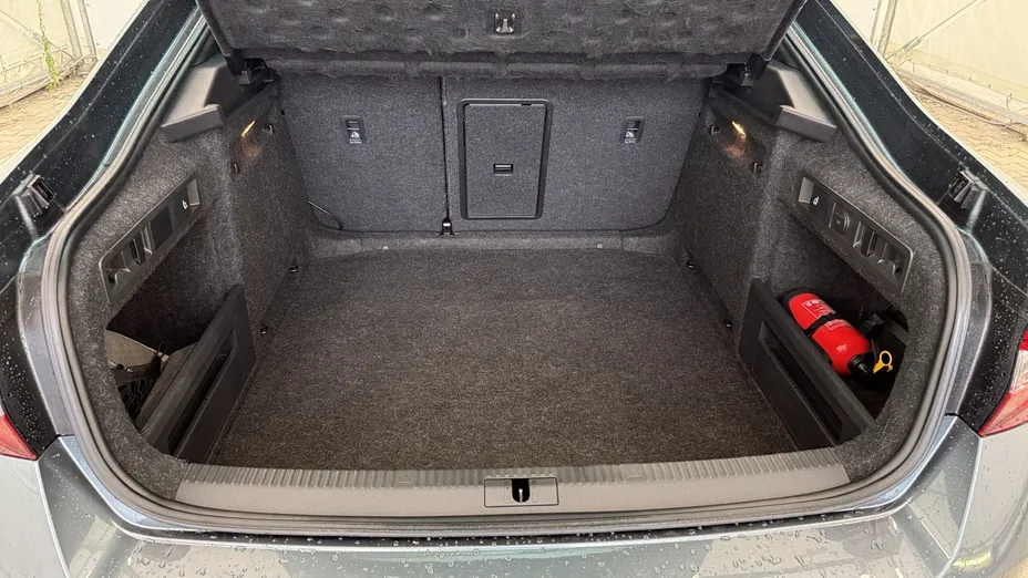 SKODA Superb Superb 2.0 TDI Sportline DSG