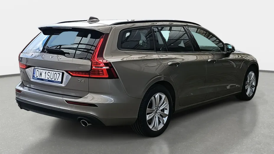VOLVO V60 V60 D4 SCR Momentum aut