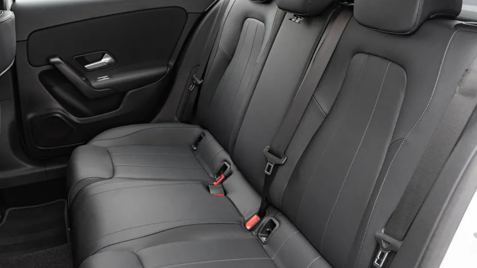 MERCEDES-BENZ A Klasa A 180 Style 7G-DCT