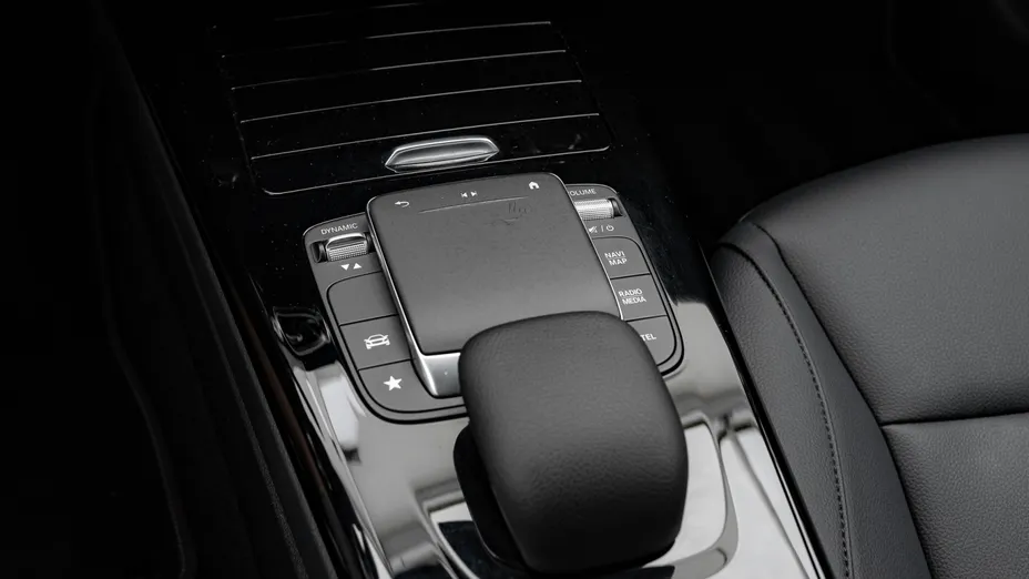 MERCEDES-BENZ A Klasa A 180 Style 7G-DCT