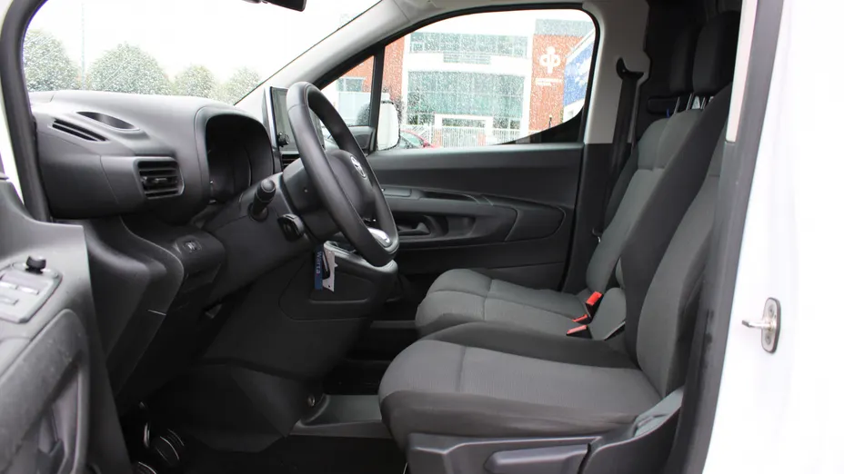 TOYOTA Proace City Proace City 1.5 D-4D Standard 2,0t Active