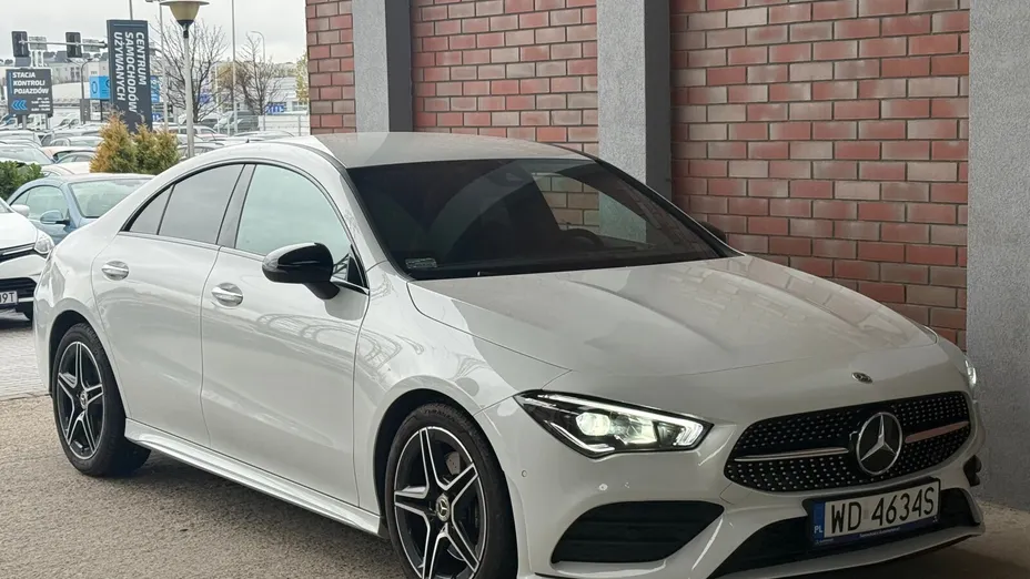 MERCEDES-BENZ CLA CLA 200 AMG Line 7G-DCT