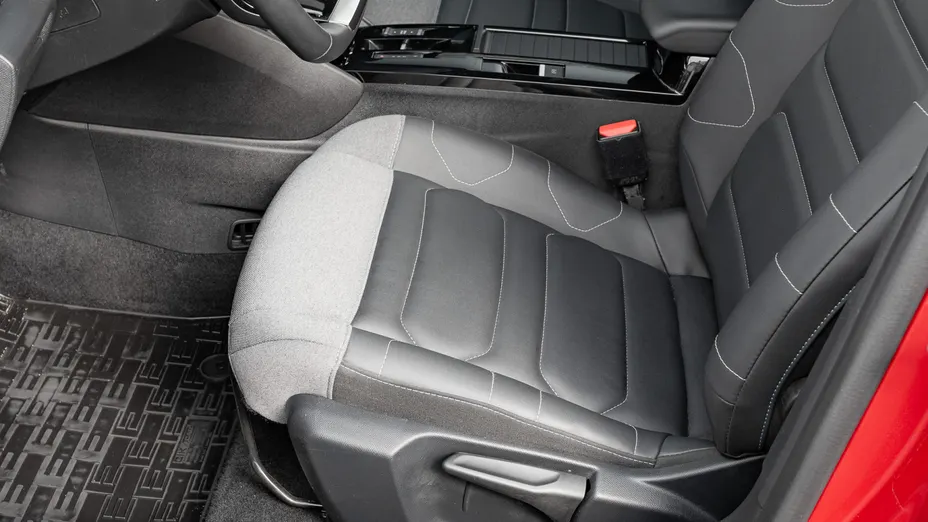CITROEN C4 e-C4 EV136 50kWh Shine