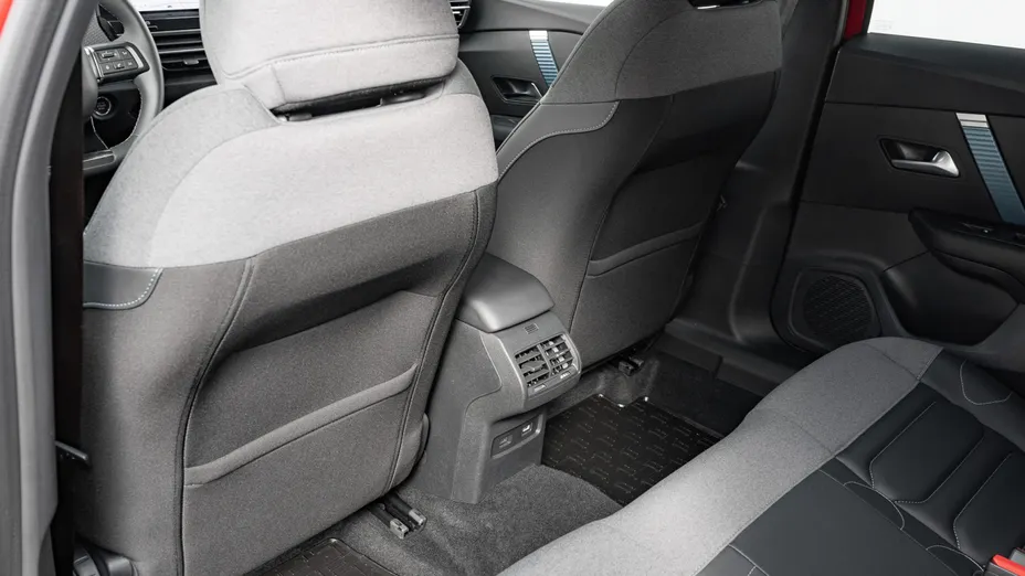 CITROEN C4 e-C4 EV136 50kWh Shine
