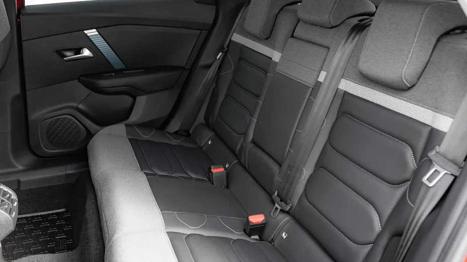 CITROEN C4 e-C4 EV136 50kWh Shine