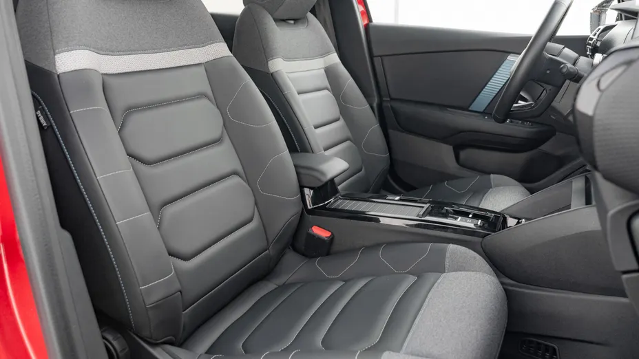 CITROEN C4 e-C4 EV136 50kWh Shine