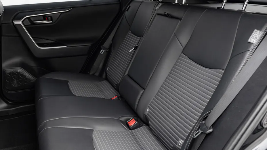 TOYOTA RAV4 RAV4 2.5 Hybrid Black Edition by JBL 4x4