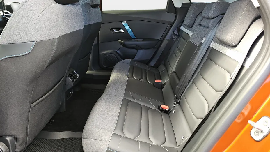CITROEN C4 e-C4 EV136 50kWh Shine