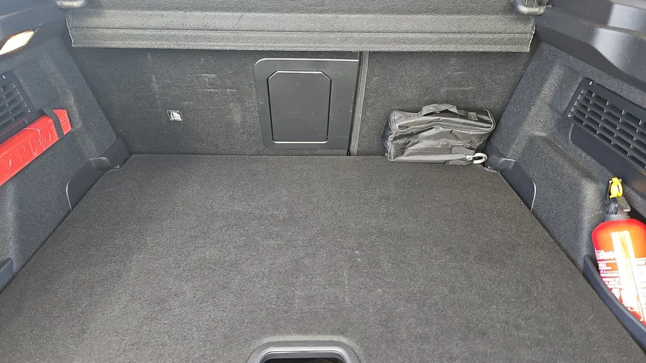 CITROEN C4 e-C4 EV136 50kWh Shine
