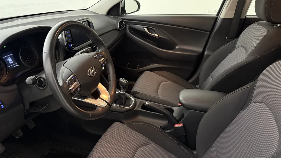 HYUNDAI i30 i30 1.0 T-GDI Modern